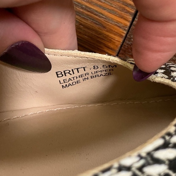 Botkier New York Britt Python Embossed Leather Flats Black White 8.5M - Picture 7 of 11